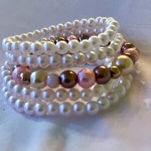 Demure Bracelet Set